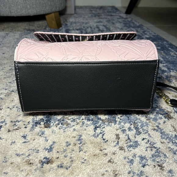 NWT Luv Betsey Johnson Lavender Butterfly Lbaddy Blush Stripe Crossbody Bag - Picture 7 of 11